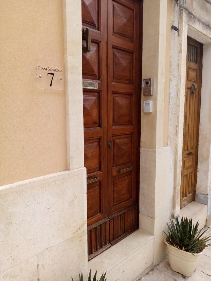 Piazza Salvatore 7, Gocce Di Sicilia Ragusa Bagian luar foto